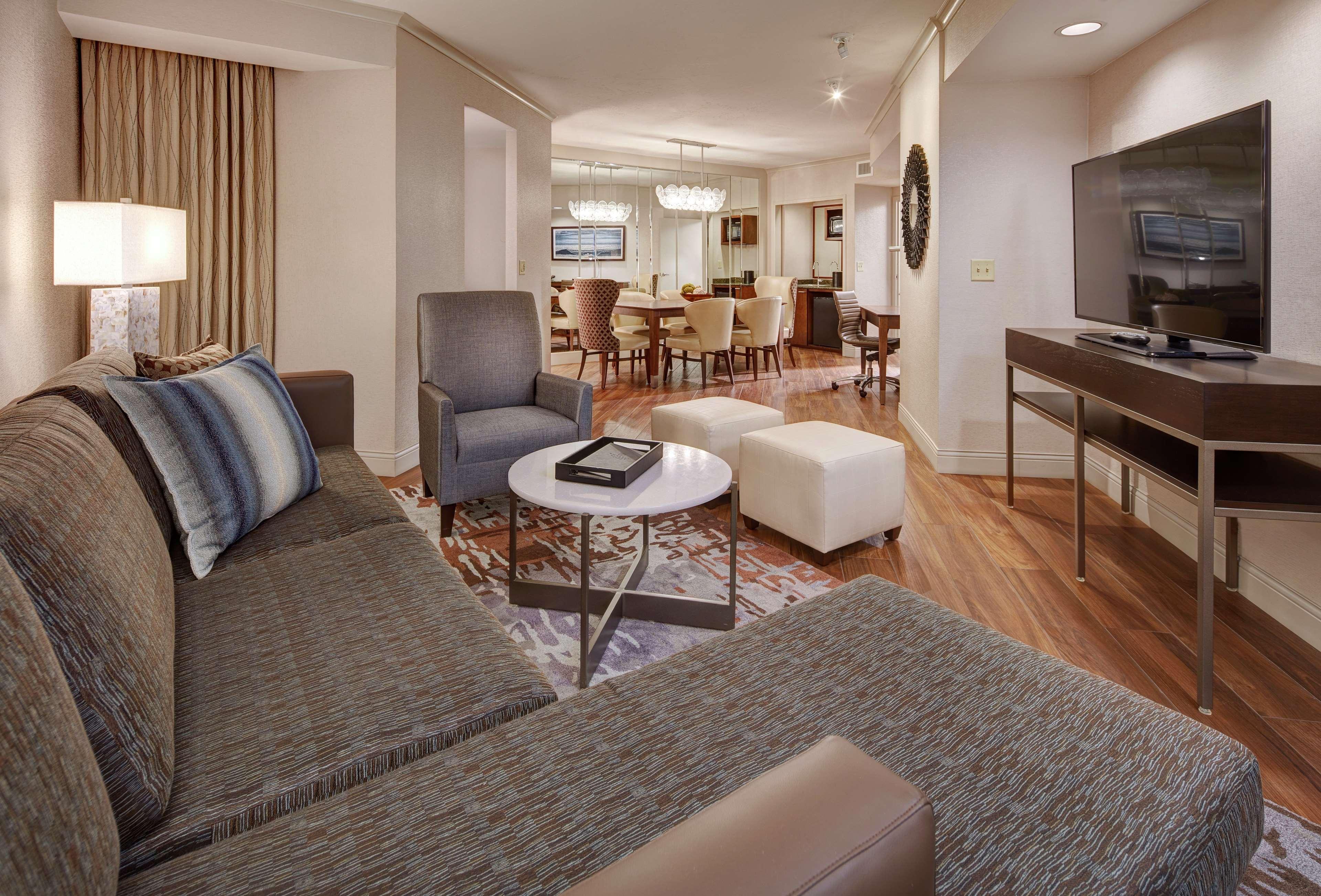 Embassy Suites By Hilton San Diego La Jolla Εξωτερικό φωτογραφία