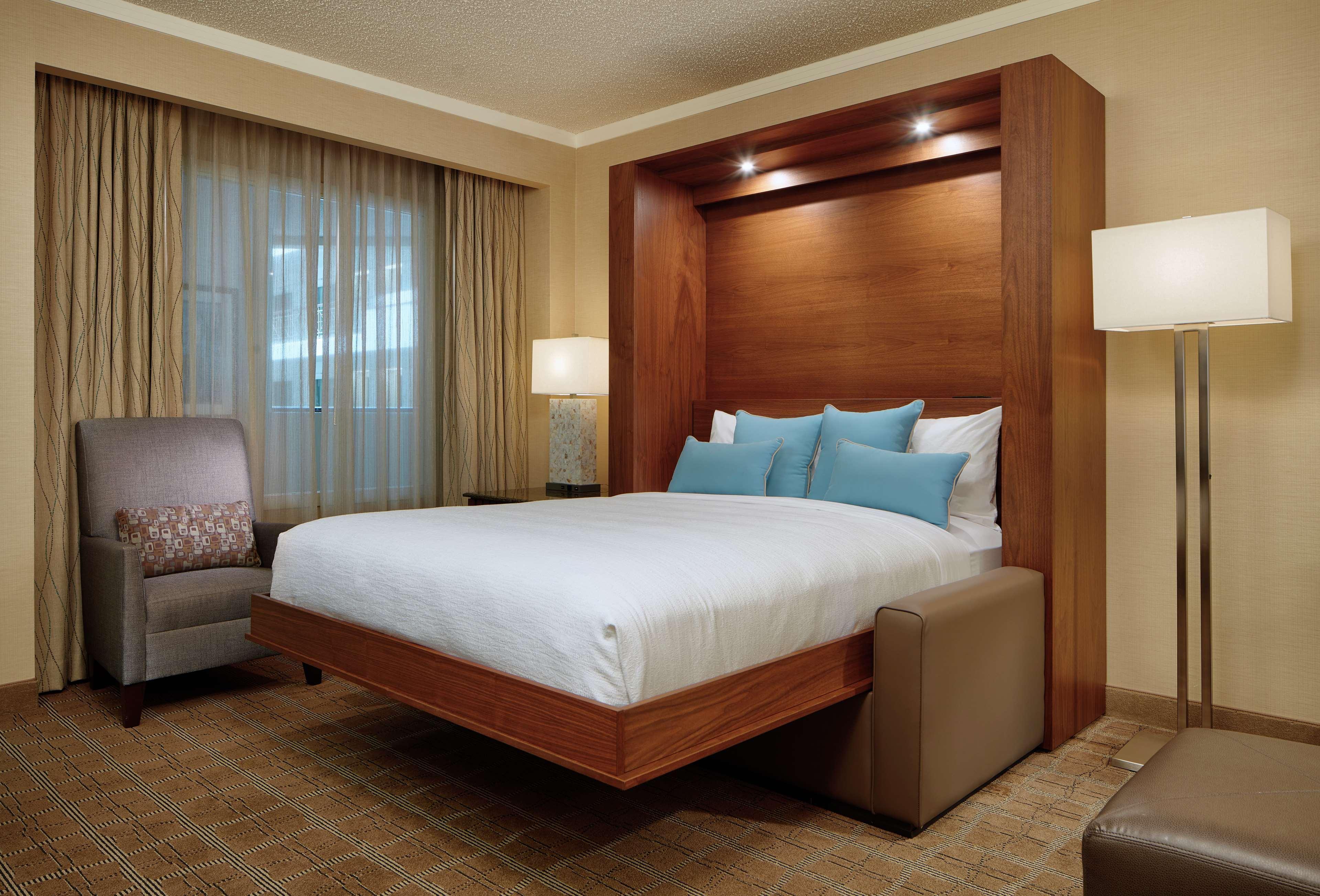 Embassy Suites By Hilton San Diego La Jolla Εξωτερικό φωτογραφία